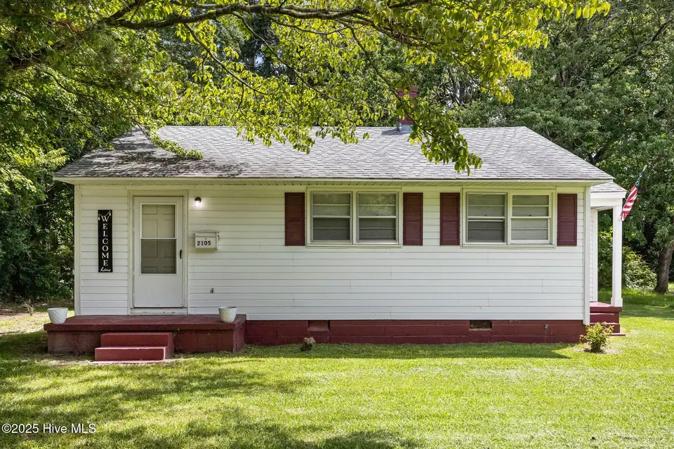 2105 Marsha Avenue, Kinston, NC 28501 — 2-bedroom home, Kinston, NC, photo 1 of 29: 1-web-or-mls-IMG_4598