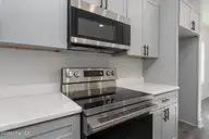 143 Laura Drive, New Bern, NC 28562 — 3-bedroom home in Forest Run, New Bern, NC, photo 13 of 27: Kitchen