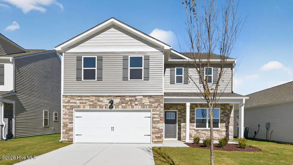 680 Wilder Bloom Path, Aberdeen, NC 28315 — 4-bedroom home in Martin Farms, Aberdeen, NC, photo 1 of 33: GALEN-F
