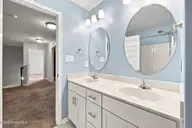 212 Independence Boulevard, Newport, NC 28570 — 4-bedroom home in Heritage Pointe, Newport, NC, photo 10 of 28: main second floor bath
