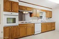 3030 Fairway Road, Morehead City, NC 28557 — 3-bedroom home in Country Club Acres, Morehead City, NC, photo 11 of 50: 12-web-or-mls-1S3A9086