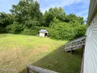 102 Cypress Knee Drive, Richlands, NC 28574 — 3-bedroom manufactured home in Jenkins Creek, Richlands, NC, photo 16 of 18