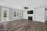 646 Crown Pointe Drive, Hampstead, NC 28443 — 4-bedroom waterfront home in Crown Pointe, Hampstead, NC, photo 16 of 41
