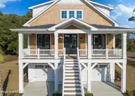 137 Bethea Street, Holly Ridge, NC 28445 — 3-bedroom waterfront home in Redd's Cove, Holly Ridge, NC, photo 7 of 72: 137 Bethea St MLS Rev-3