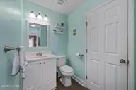 412 Neuchatel Road, New Bern, NC 28562 — 3-bedroom home in Taberna, New Bern, NC, photo 24 of 42: Guest Bath