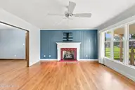 1622 Midgett Drive, Elizabeth City, NC 27909 — 3-bedroom home in Edgewood, Elizabeth City, NC, photo 4 of 29: Living area