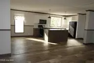 3124 Cross Street, Shallotte, NC 28470 — 3-bedroom manufactured home in Shell Point, Shallotte, NC, photo 8 of 27: DSC04065