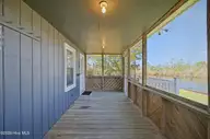 241 Windwood Drive, Elizabeth City, NC 27909 — 3-bedroom waterfront home in Glen Cove, Elizabeth City, NC, photo 5 of 36: 17-241-Windwood-Dr