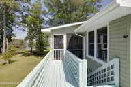 29 Point Avenue, Belhaven, NC 27810 — 3-bedroom waterfront home in Sportsmans Hide-Away, Belhaven, NC, photo 20 of 34: IMG_1739HDR