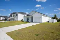 173 N Squires Run Lane, Richlands, NC 28574 — 3-bedroom home in Squires Run Village, Richlands, NC, photo 3 of 27: 178 N. Squires - Exterior - Edited