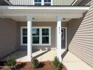 816 Tupelo Tree Drive, Hubert, NC 28539 — 4-bedroom home in Peyton's Ridge, Hubert, NC, photo 2 of 8