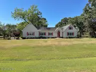 2496 N Nc 24 Highway, Beulaville, NC 28518 — 3-bedroom home, Beulaville, NC, photo 5 of 71: IMG_9010