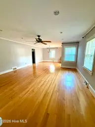 2106 Southview Drive, Greenville, NC 27858 — 4-bedroom home in Sheraton Place, Greenville, NC, photo 2 of 20: IMG_4469