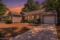 410 Ridge Road, Wilmington, NC 28412 — 3-bedroom home in Echo Farms, Wilmington, NC, photo 5 of 31: IMG_9679