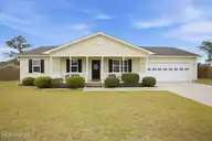 209 Snowden Court, Richlands, NC 28574 — 3-bedroom home in Cherrywoods, Richlands, NC, photo 1 of 35: 1-web-or-mls-img_9230