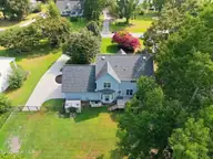 639 Par Drive, Jacksonville, NC 28540 — 5-bedroom home in Rock Creek, Jacksonville, NC, photo 10 of 57