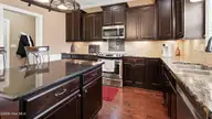 805 Megan Drive, Greenville, NC 27834 — 4-bedroom home in Mill Creek, Greenville, NC, photo 20 of 46: 34-web-or-mls-805-Megan-Drive_034