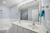 2223 Locksley Woods Drive G, Greenville, NC 27858 — 2-bedroom condo in Locksley Woods, Greenville, NC, photo 14 of 24: 17-web-or-mls-bls_0041