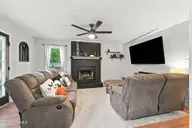1142 Lakeview Avenue, Richlands, NC 28574 — 3-bedroom home in Willow Spring Lakes, Richlands, NC, photo 9 of 44