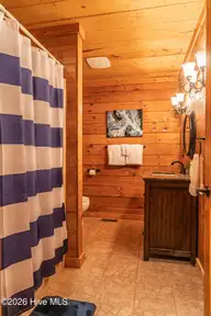 105 Lakewood Drive, Aberdeen, NC 28315 — 3-bedroom waterfront home in Lake Diamond, Aberdeen, NC, photo 15 of 60