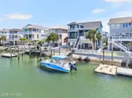 21 Cumberland Street, Ocean Isle Beach, NC 28469 — 4-bedroom waterfront home, Ocean Isle Beach, NC, photo 8 of 69: Kahunaphoto.com-15