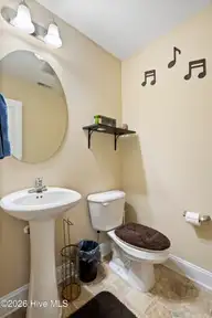 140 Pine Cove Road, New Bern, NC 28562 — 3-bedroom home in Pine Cove, New Bern, NC, photo 10 of 48: Downstairs Half Bath