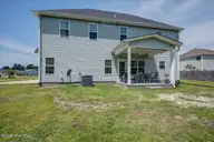 164 Finch Lane, New Bern, NC 28560 — 4-bedroom home in Quail Woods Village, Ltd, New Bern, NC, photo 8 of 66: 08-164_Finch_Ln-46