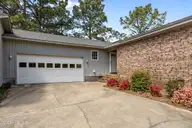 119 Sandham Court, West End, NC 27376 — 3-bedroom townhome in Seven Lakes South, West End, NC, photo 4 of 42: 41-web-or-mls-IMG_2527