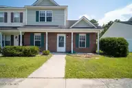 700 Streamwood Drive, Jacksonville, NC 28546 — 3-bedroom townhome in Carolina Forest, Jacksonville, NC, photo 4 of 31