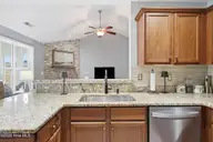 1053 Lanterns Lane, Leland, NC 28451 — 3-bedroom home in Grayson Park, Leland, NC, photo 22 of 43