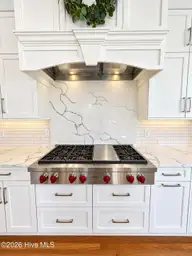606 Wild Dunes Circle, Wilmington, NC 28411 — 3-bedroom waterfront home in Porters Neck Plantation, Wilmington, NC, photo 5 of 15: range