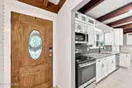 117 Lakeview Drive, Whispering Pines, NC 28327 — 3-bedroom waterfront home in Whispering Pines, Whispering Pines, NC, photo 9 of 55: 13-web-or-mls-IMG_3809