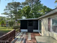 245 Lake Drive SW, Supply, NC 28462 — 3-bedroom waterfront manufactured home in Riverside, Supply, NC, photo 22 of 27: IMG_0482