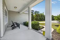 2236 Lakeside Circle, Wilmington, NC 28401 — 3-bedroom home in Hanover Lakes, Wilmington, NC, photo 8 of 61