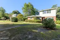 1206 Essex Drive, Wilmington, NC 28403 — 4-bedroom home in Glen Arden, Wilmington, NC, photo 3 of 40: 3_img_9567