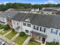 404 Timberlake Trail, Jacksonville, NC 28546 — 2-bedroom townhome in Brynn Marr, Jacksonville, NC, photo 2 of 49: 2-web-or-mls-404 Timberlake Trl 2