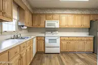 760 Pinehurst Trace Drive, Pinehurst, NC 28374 — 3-bedroom home in Pinehurst Trace, Pinehurst, NC, photo 9 of 31: Kitchen