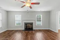 305 Ridge Land Court, Maysville, NC 28555 — 4-bedroom home in Waterford Ridge, Maysville, NC, photo 4 of 37
