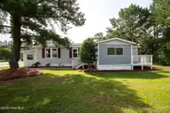 406 Ensign Court, Hampstead, NC 28443 — 3-bedroom manufactured home in Topsail Greens, Hampstead, NC, photo 7 of 35