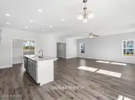 700 Secession Lane, Jacksonville, NC 28546 — 5-bedroom home in Stateside, Jacksonville, NC, photo 14 of 40