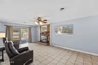 201 N Willow Lane, Jacksonville, NC 28546 — 3-bedroom home in Willow Woods, Jacksonville, NC, photo 5 of 32