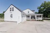 5951 Haywood Drive, Rocky Mount, NC 27803 — 4-bedroom home, Rocky Mount, NC, photo 4 of 72: 0010-IMG_8407