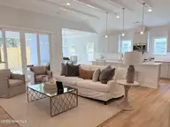 105 Flat Clam Drive, Wilmington, NC 28401 — 3-bedroom home in Riverside Cove, Wilmington, NC, photo 6 of 26: Great Room