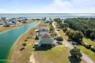 309 Kensington Place 195, Newport, NC 28570 — 4-bedroom waterfront home in Cannonsgate, Newport, NC, photo 4 of 66: 11-web-or-mls-DJI_0232