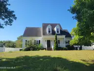 4511 Bobwhite Trail N, Wilson, NC 27896 — 5-bedroom home in Dewfield, Wilson, NC, photo 2 of 28