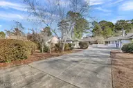 108 Bay Tree Circle, Hampstead, NC 28443 — 3-bedroom home in Belvedere, Hampstead, NC, photo 4 of 32
