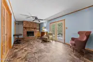 188 Thorne Road, Pinehurst, NC 28374 — 3-bedroom home in Pinedale, Pinehurst, NC, photo 21 of 44: Family Room