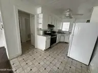 605 Dixon Street, Kinston, NC 28501 — 2-bedroom home, Kinston, NC, photo 4 of 16: IMG_4003