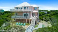 7321 Ocean Drive, Emerald Isle, NC 28594 — 4-bedroom waterfront home in Jefferson Place, Emerald Isle, NC, photo 5 of 68: 7321 Ocean Drive