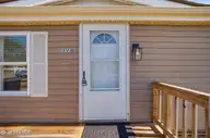 110 Seaview Drive, Elizabeth City, NC 27909 — 3-bedroom waterfront manufactured home in Glen Cove, Elizabeth City, NC, photo 3 of 55: 8_dsc00892